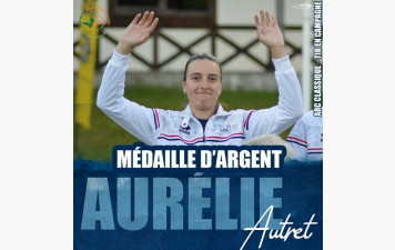 UNE, DEUX et TROIS